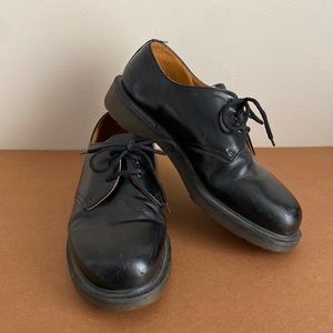 Dr. Martens Oxfords Made in England